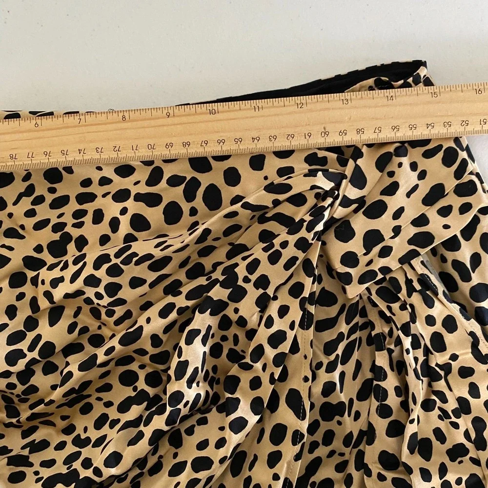 Hugo Boss Vedina Satin Leopard Spot Animal Print‎ Faux Wrap Skirt Size 8 NWOT